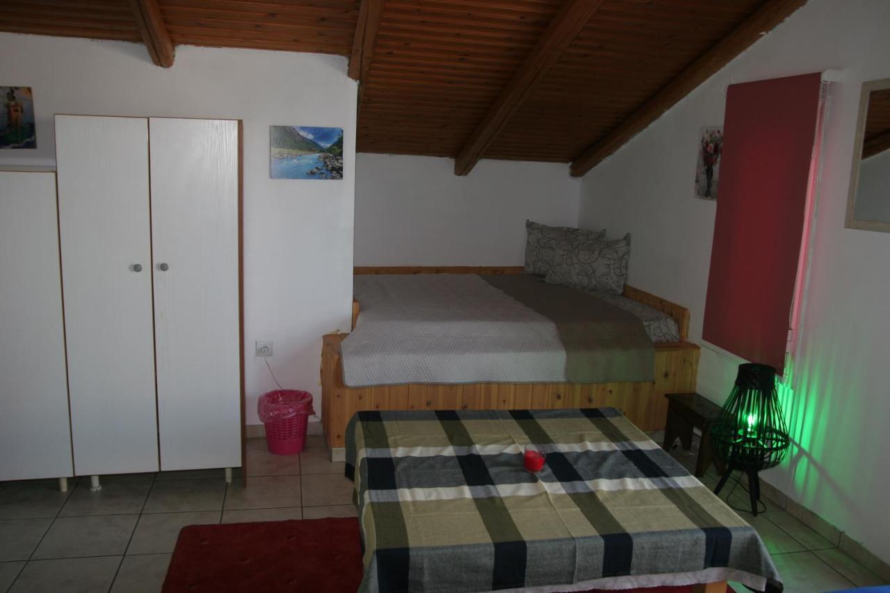 Apartmán Ρήγας: Όμορφα Στο Μεσολόγγι. Δ2 Exteriér fotografie